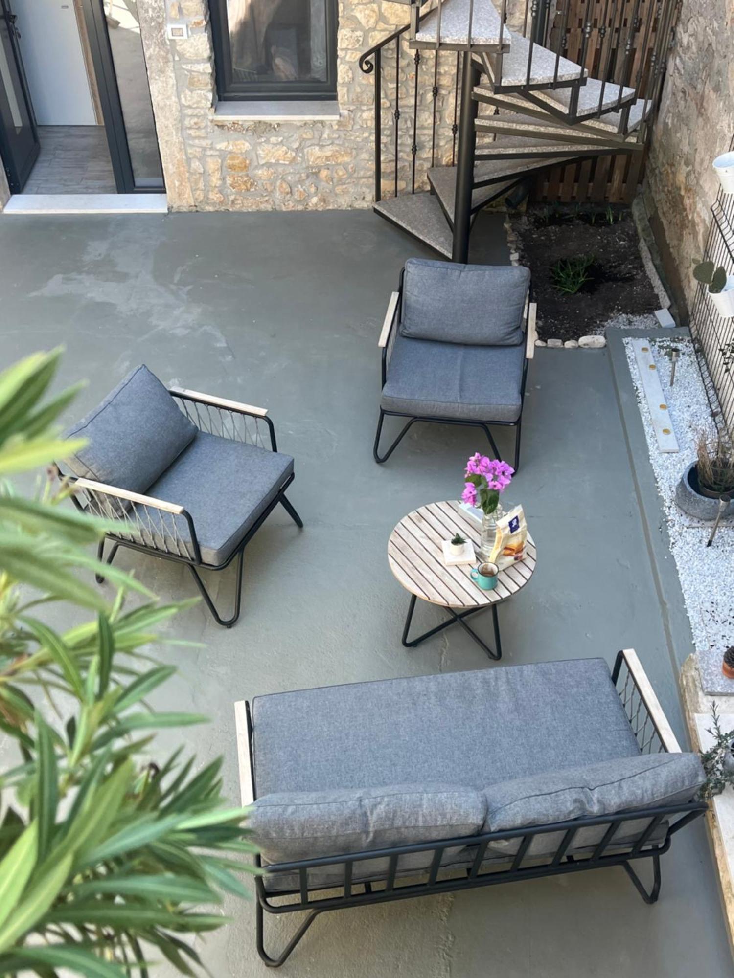 梅杜林Stone House公寓 外观 照片